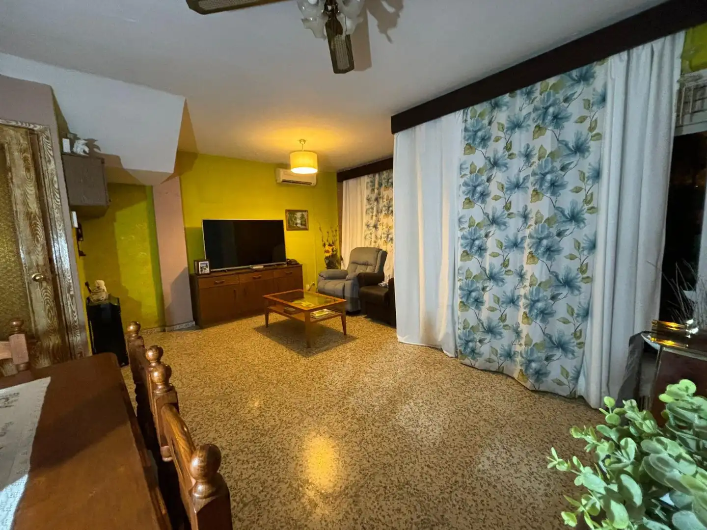 Sala de estar de Casa o chalet en venta en Algeciras con Jardín privado, Terraza y Balcón