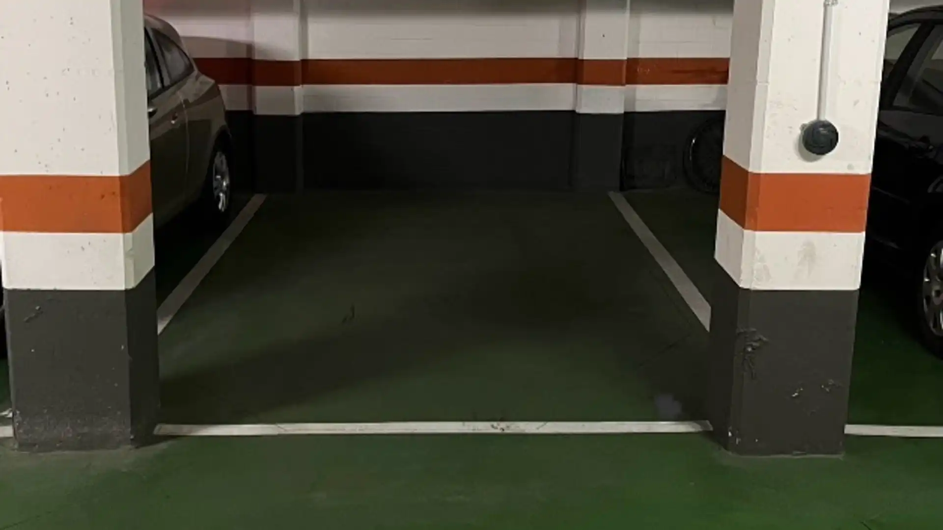 Parkplatz von Garage zur Miete in  Zaragoza Capital