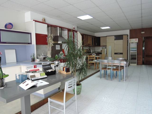 Local comercial en Venta en Ventiun