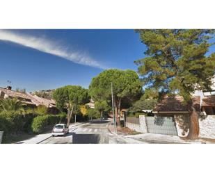 Exterior view of Single-family semi-detached for sale in Torrelodones  with Terrace and Swimming Pool