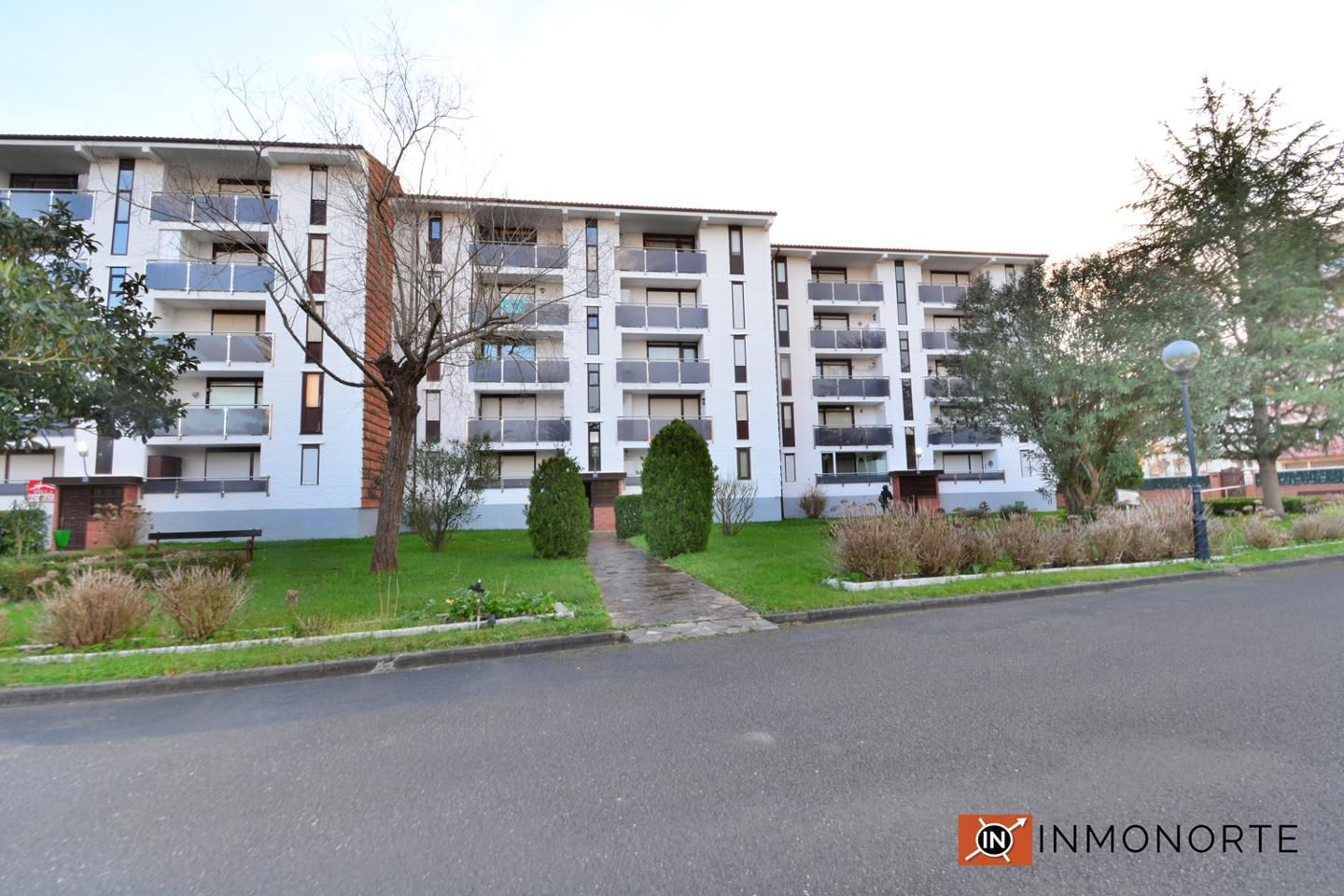 Exterior view of Flat to rent in Laredo  with Terrace and Furnished