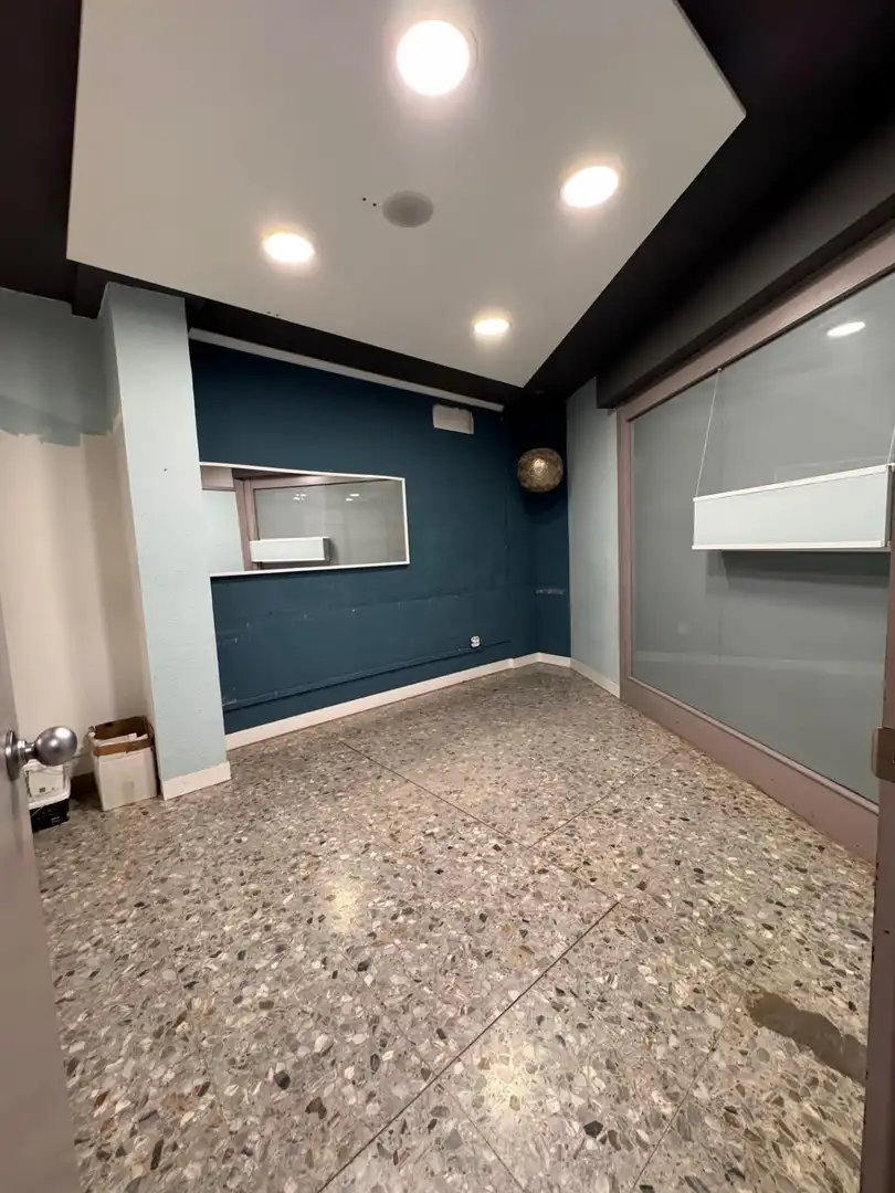 Business premises for sale in El Poble Sec, imagen 5