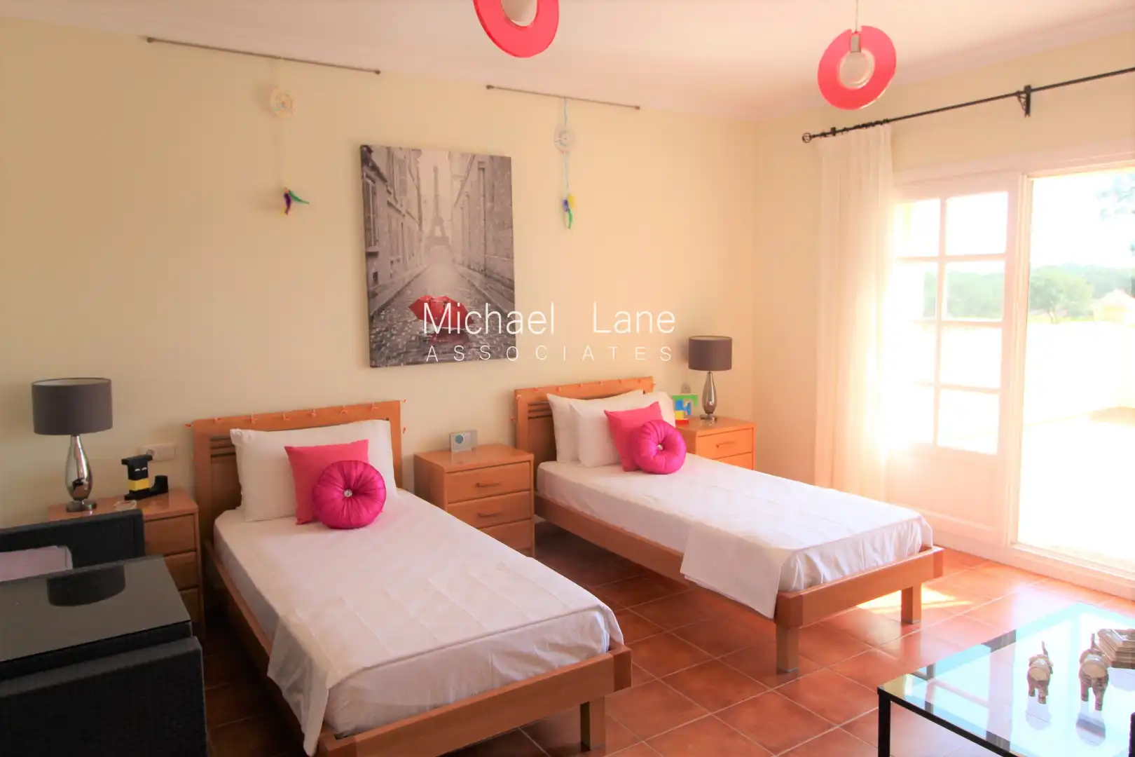 Bedroom of Houses for sale in Sotogrande  with Air Conditioner, Heating and Private garden