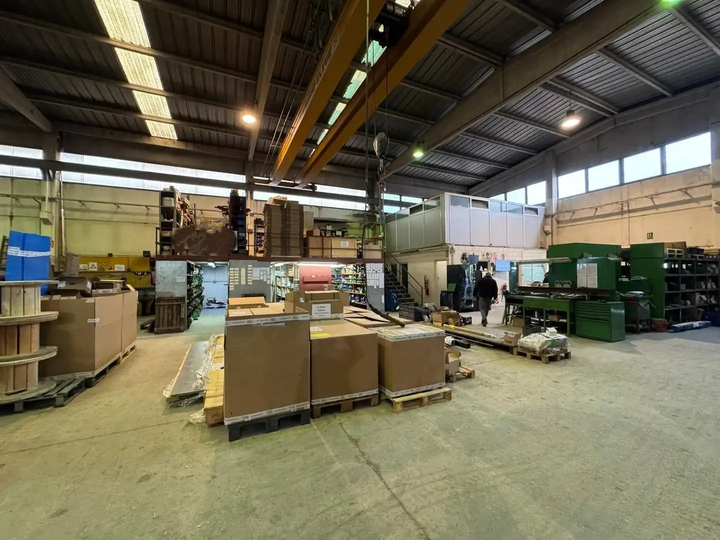 Fabrikhallen zur Miete in Igualada