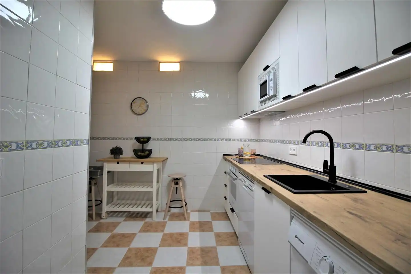Kitchen of Flat for rent in Almería  with Air Conditioner, Furnished and Internet