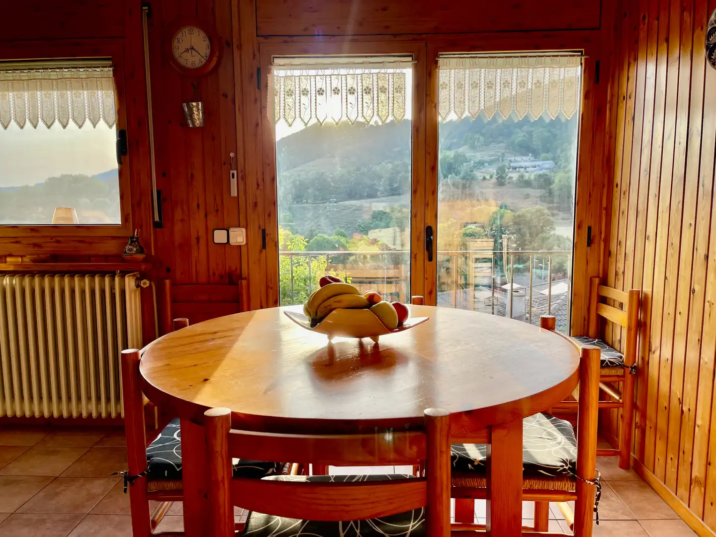 Comedor de Casa o chalet en venta en Sant Pau de Segúries con Aire acondicionado, Jardín privado y Terraza