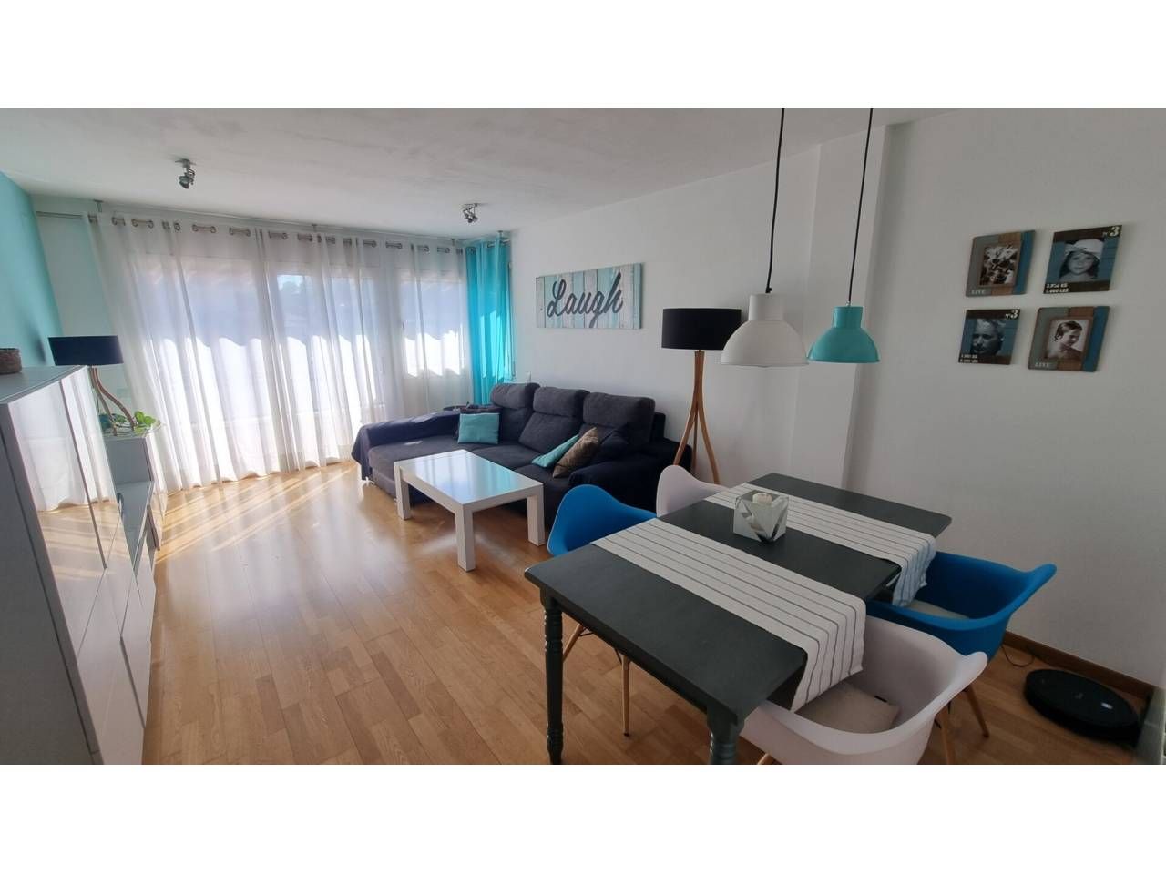 Sala de estar de Dúplex en venta en Montgat con Aire acondicionado, Terraza y Balcón