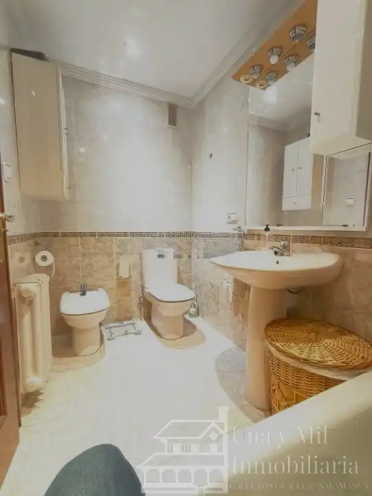Baño de Piso en venta en Salamanca con Calefacción, Parquet y Terraza