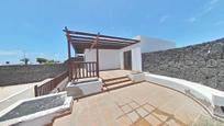 Terrace of House or chalet for sale in Yaiza  with Air Conditioner and Swimming Pool