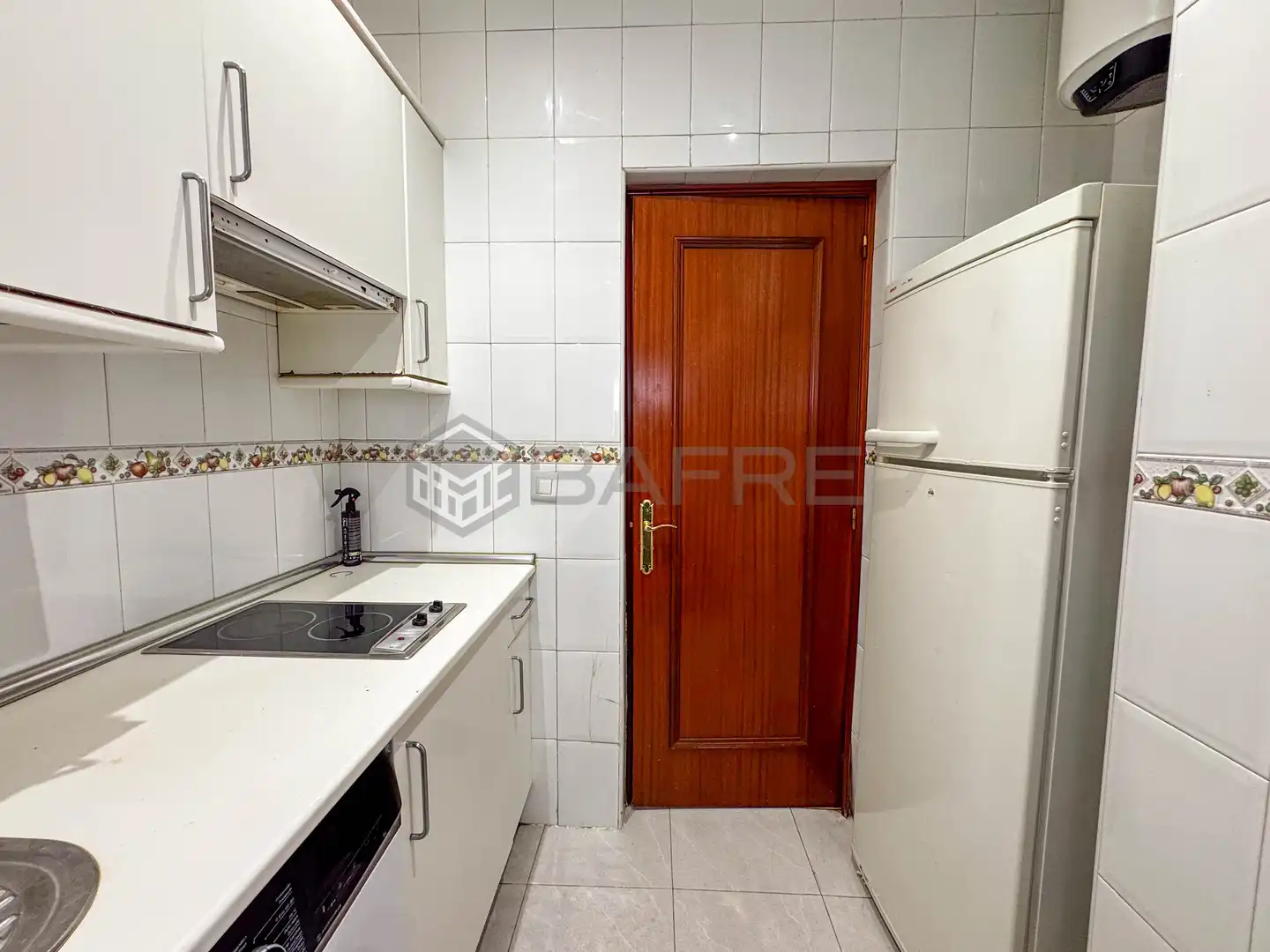 Kitchen of Flat for sale in Madrid