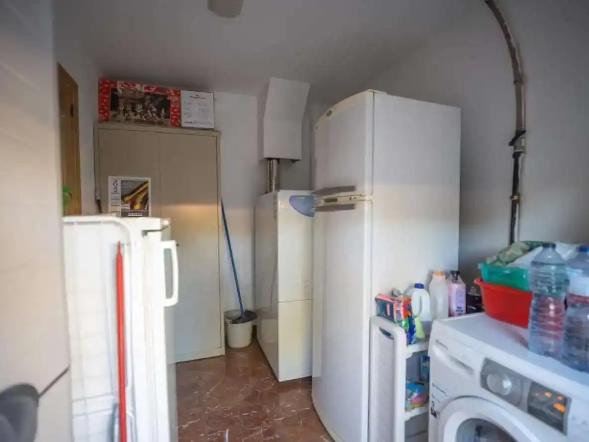 Cuina de Casa o xalet en venda en Zaragoza amb Aire condicionat, Calefacció i Jardí privat