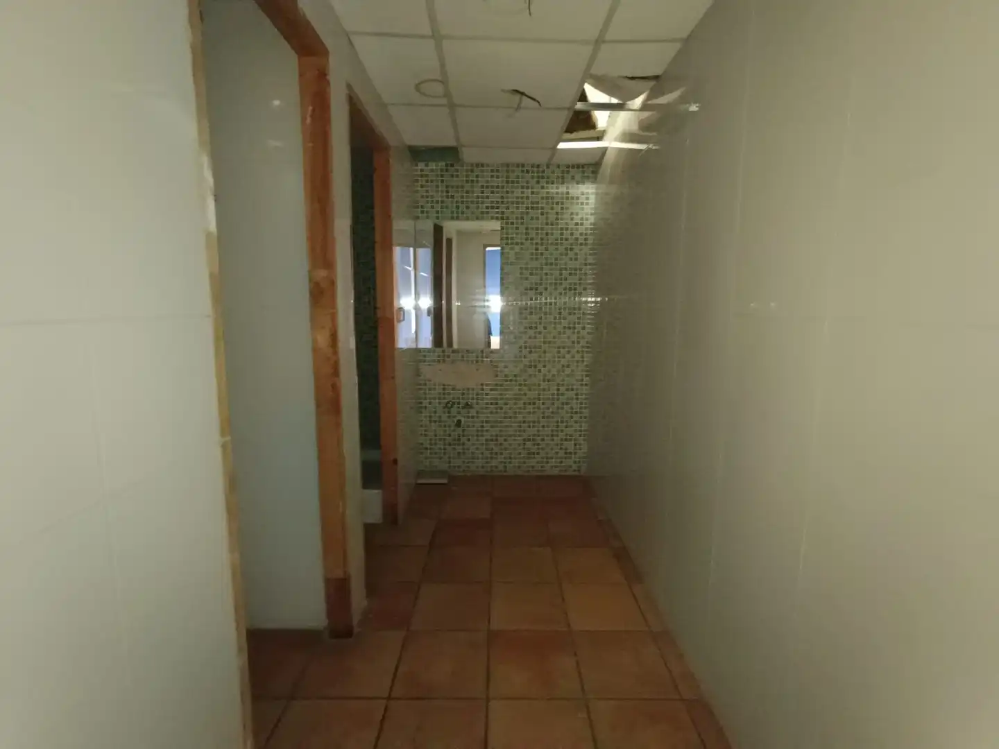 Baño de Nave industrial en venta en Torrejón de la Calzada
