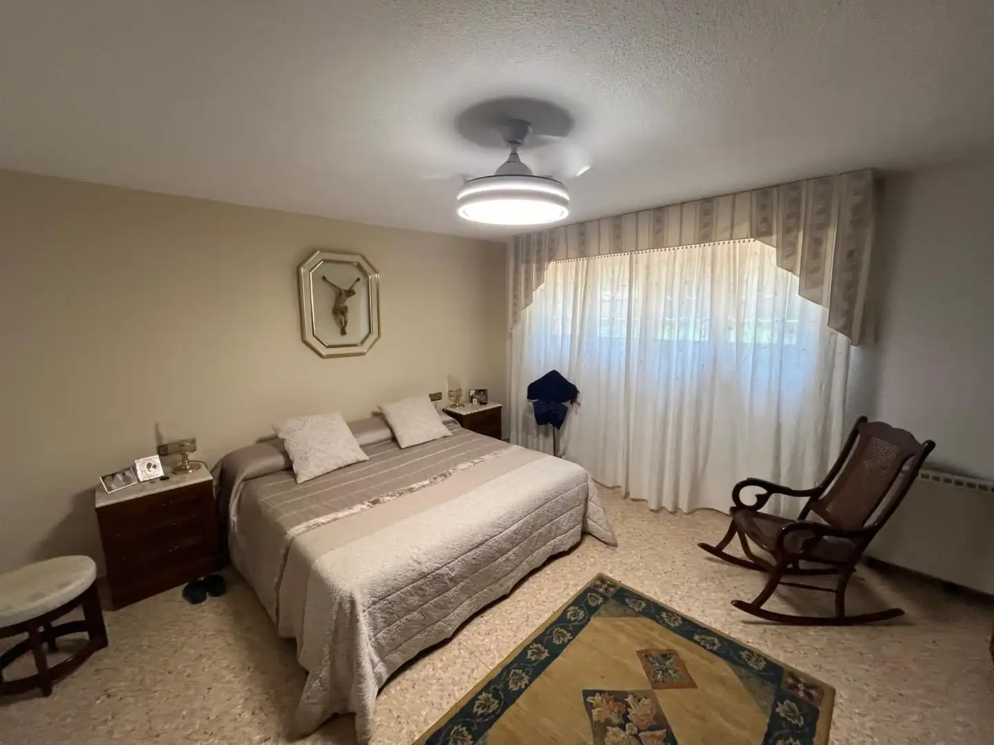 Dormitori de Casa o xalet en venda en Almansa amb Aire condicionat, Calefacció i Jardí privat