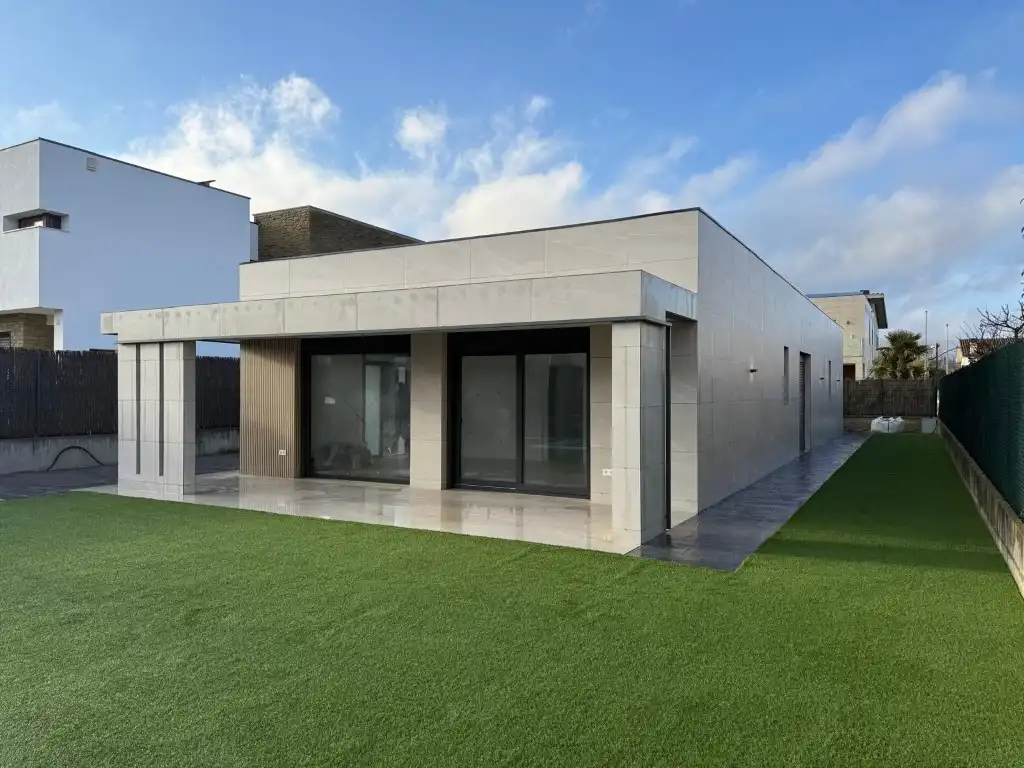 Vista exterior de Casa o chalet en venta en Gurb