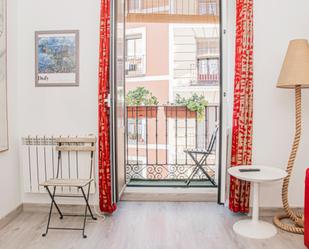 Dormitori de Apartament de lloguer en  Madrid Capital amb Calefacció, Moblat i Rentadora