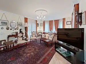 Living room of Houses for sale in El Escorial  with Heating, Private garden and Parquet flooring