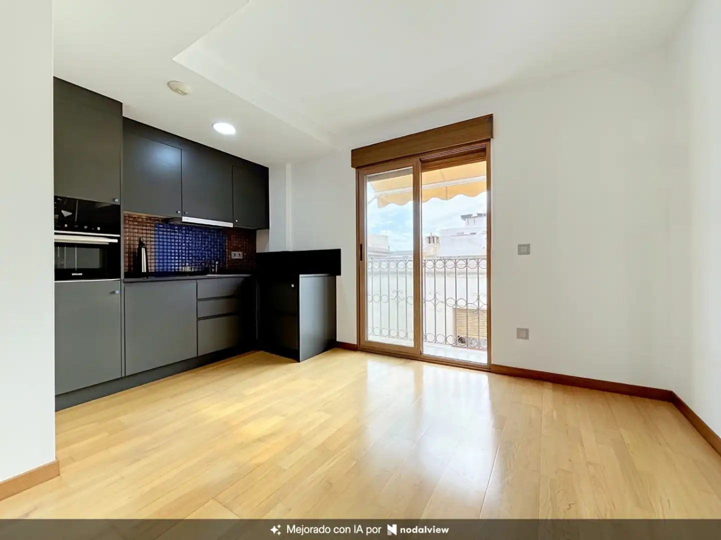 Pis amb terrassa en venda a Pueblo - Urbanizaciones