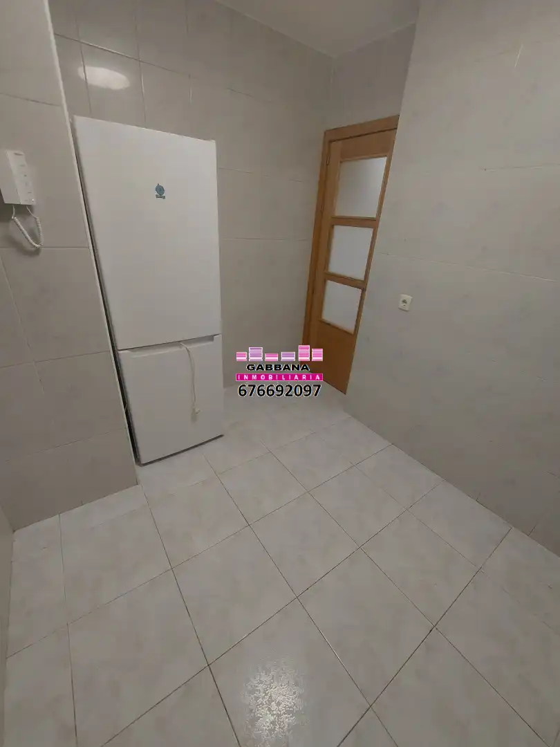 Piso de alquiler en Rúa de Jenaro de la Fuente, 50, Casablanca - Calvario