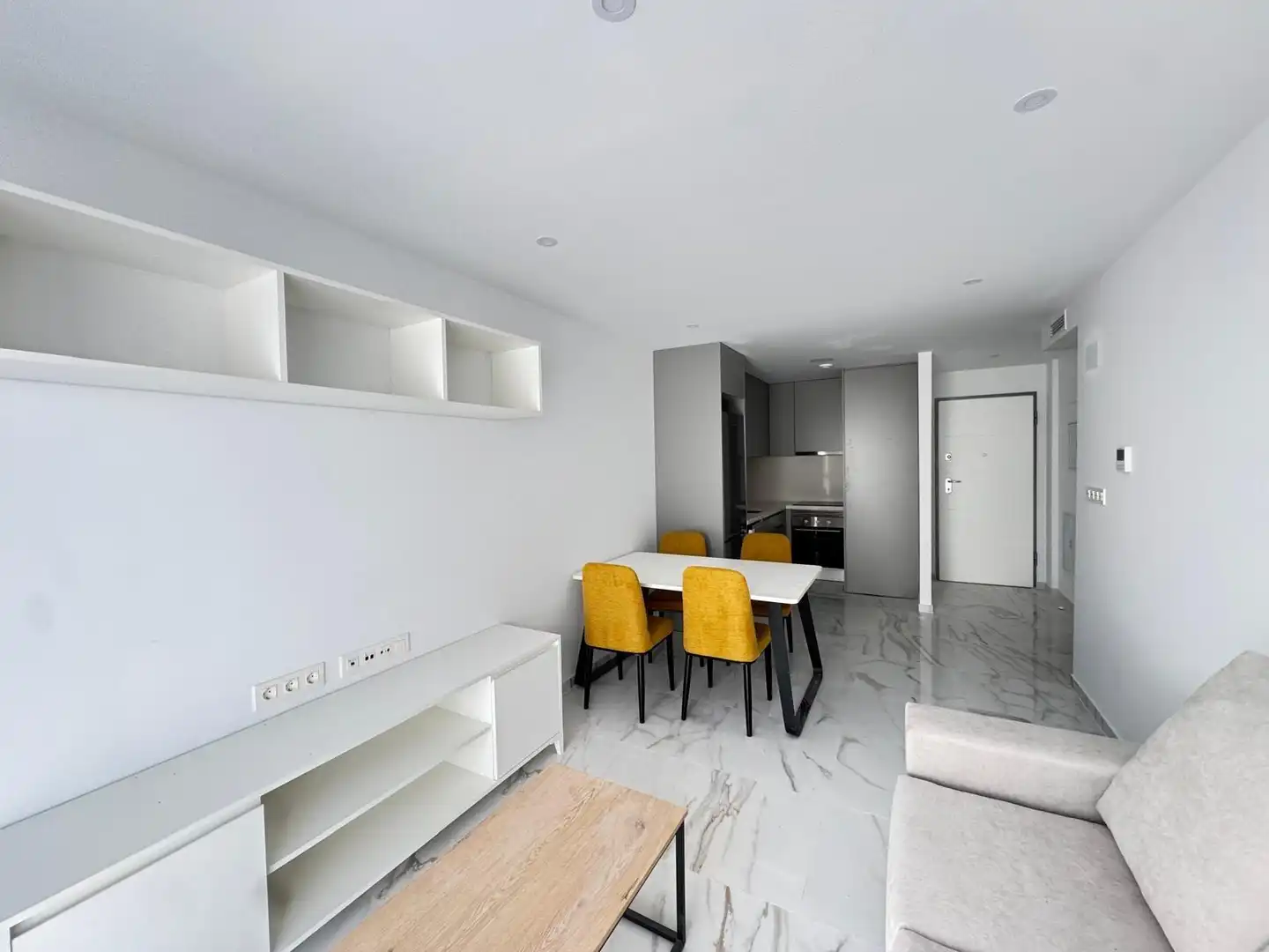 Apartamento con terraza en venta en Calle orihuela, imagen 11