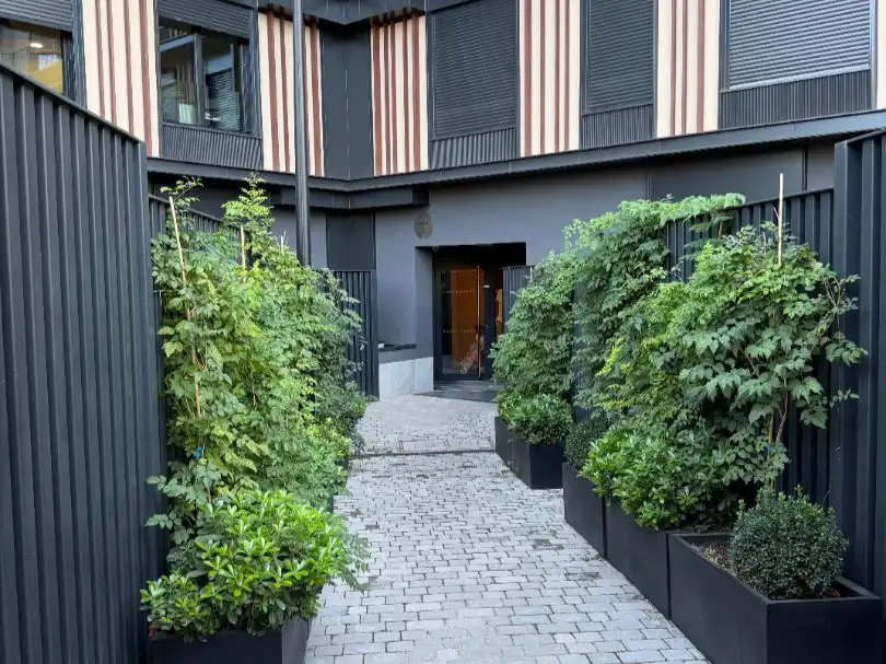 Außenansicht von Wohnung zur Miete in Ciudad Lineal
