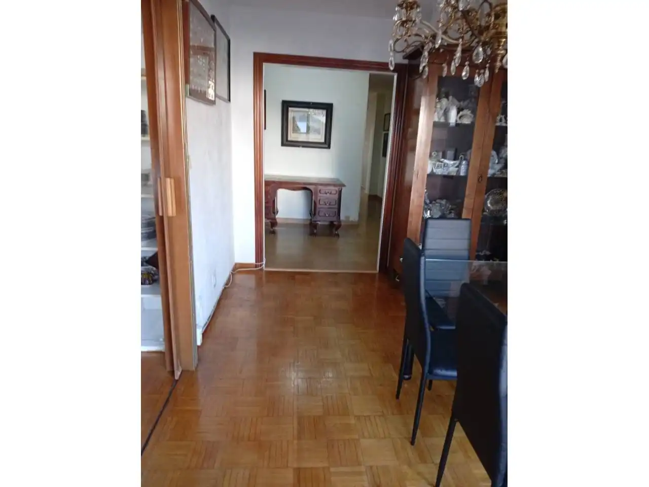 Menjador de Pis en venda en Valdés - Luarca amb Calefacció, Parquet i Moblat
