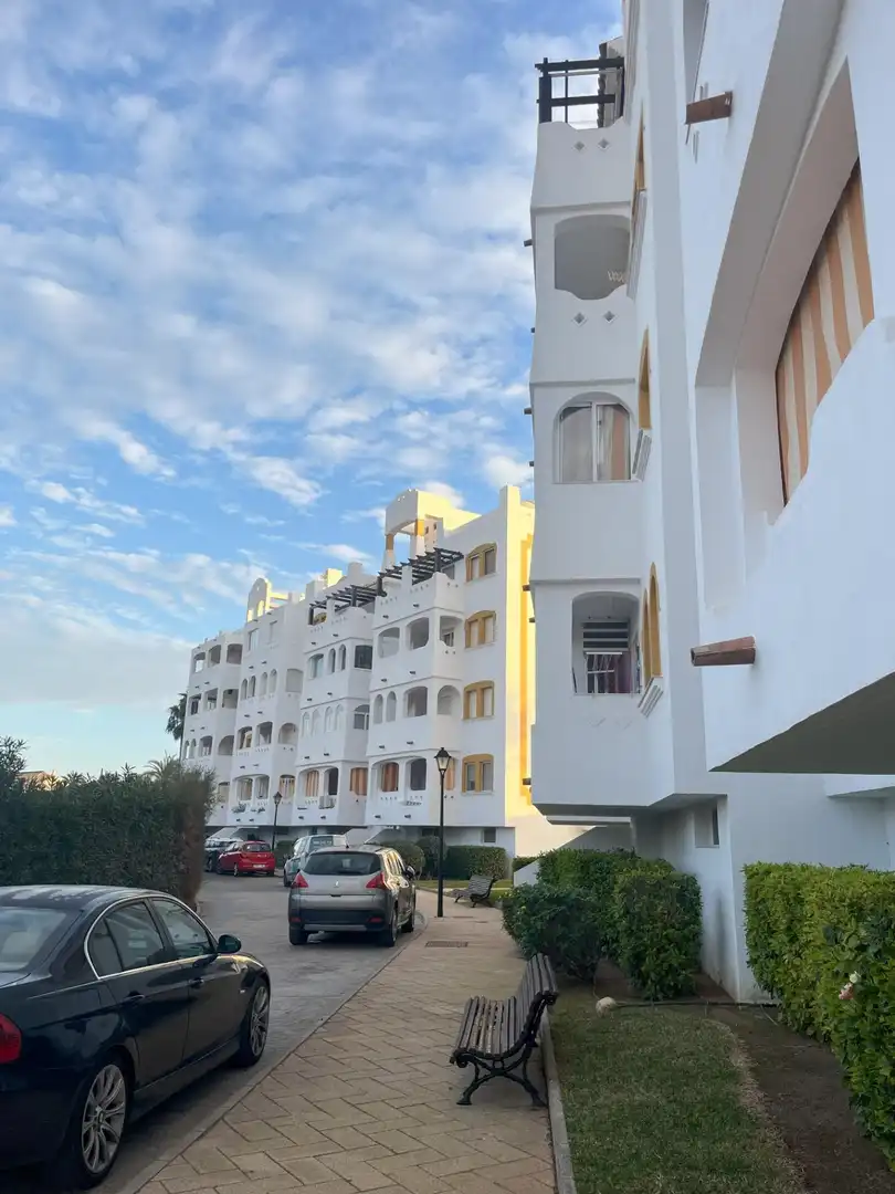 Vista exterior de Pis en venda en El Ejido amb Aire condicionat, Jardí privat i Parquet
