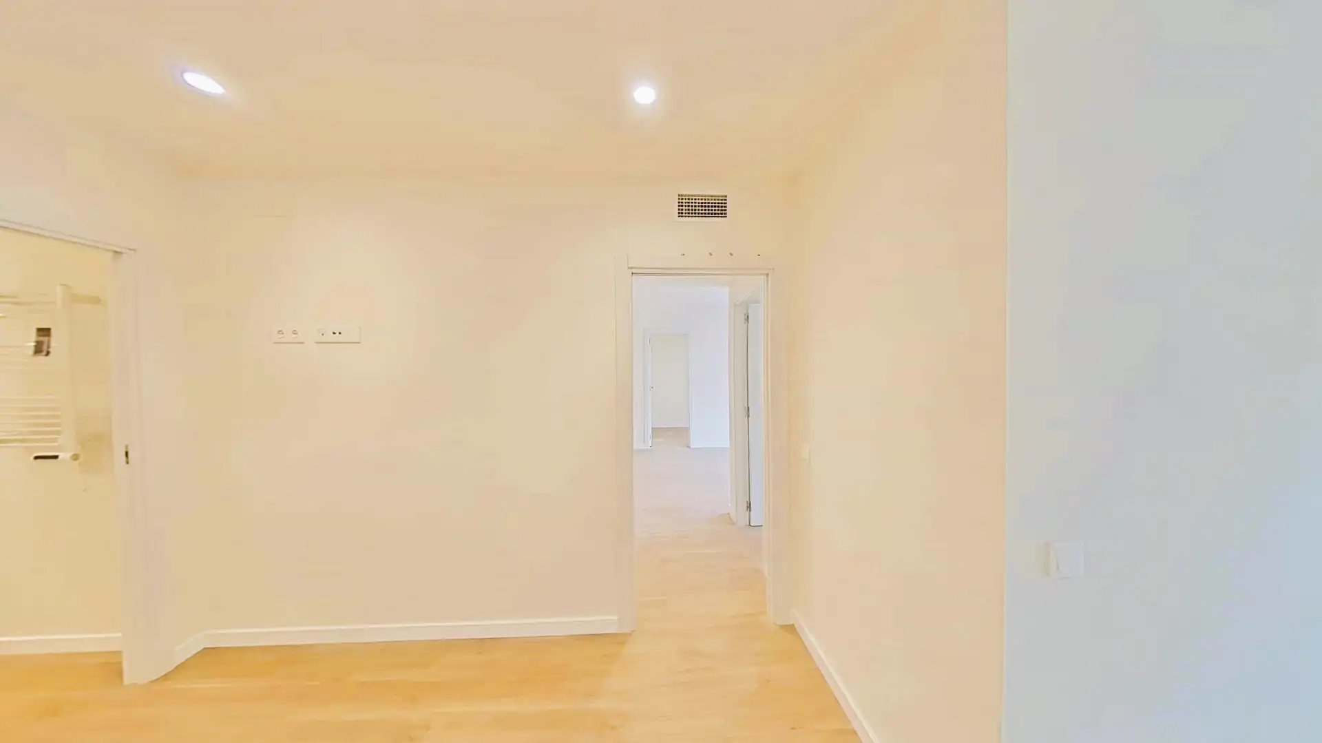 Ático en venta en Cubelles con Aire acondicionado, Calefacción y Jardín privado