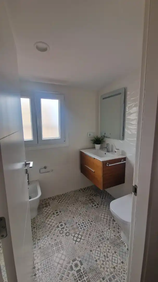 Bathroom of Attic for rent in A Coruña Capital   with Heating, Parquet flooring and Terrace