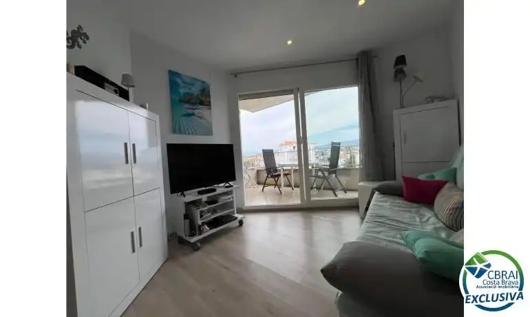 Sala de estar de Apartamento en venta en Empuriabrava con Aire acondicionado, Terraza y Amueblado
