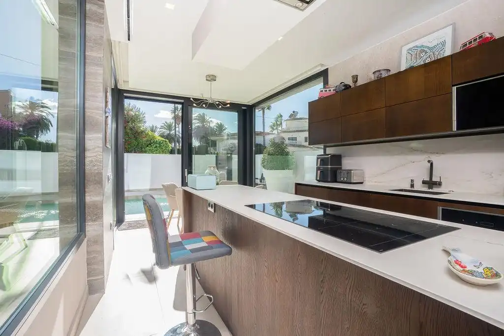 Villa mit Terrasse zum Verkauf in L'Albir, imagen 18