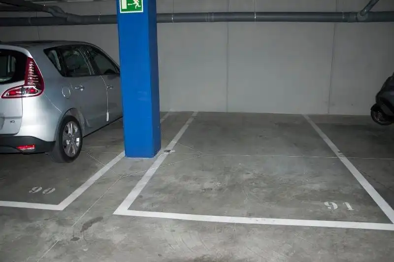 Parking of Garage for sale in Pinto