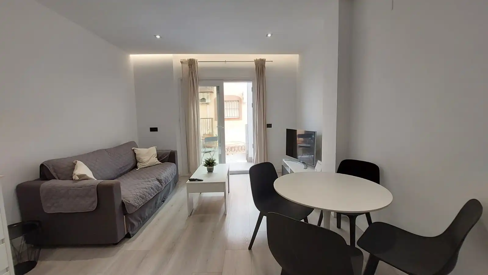 Living room of Apartments for sale in Fuengirola  with Air Conditioner, Heating and Terrace