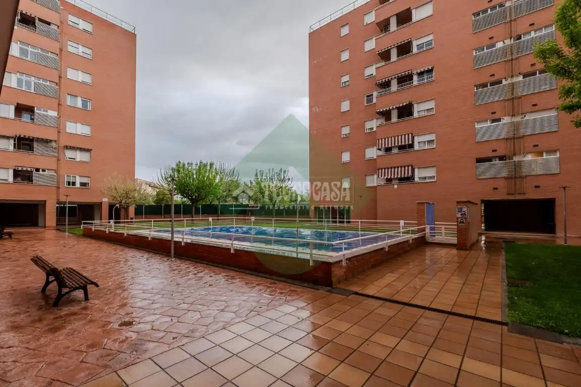 Vista exterior de Pis en venda en  Madrid Capital amb Terrassa