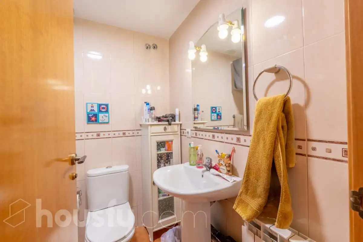 Bany de Casa o xalet en venda en Font-rubí