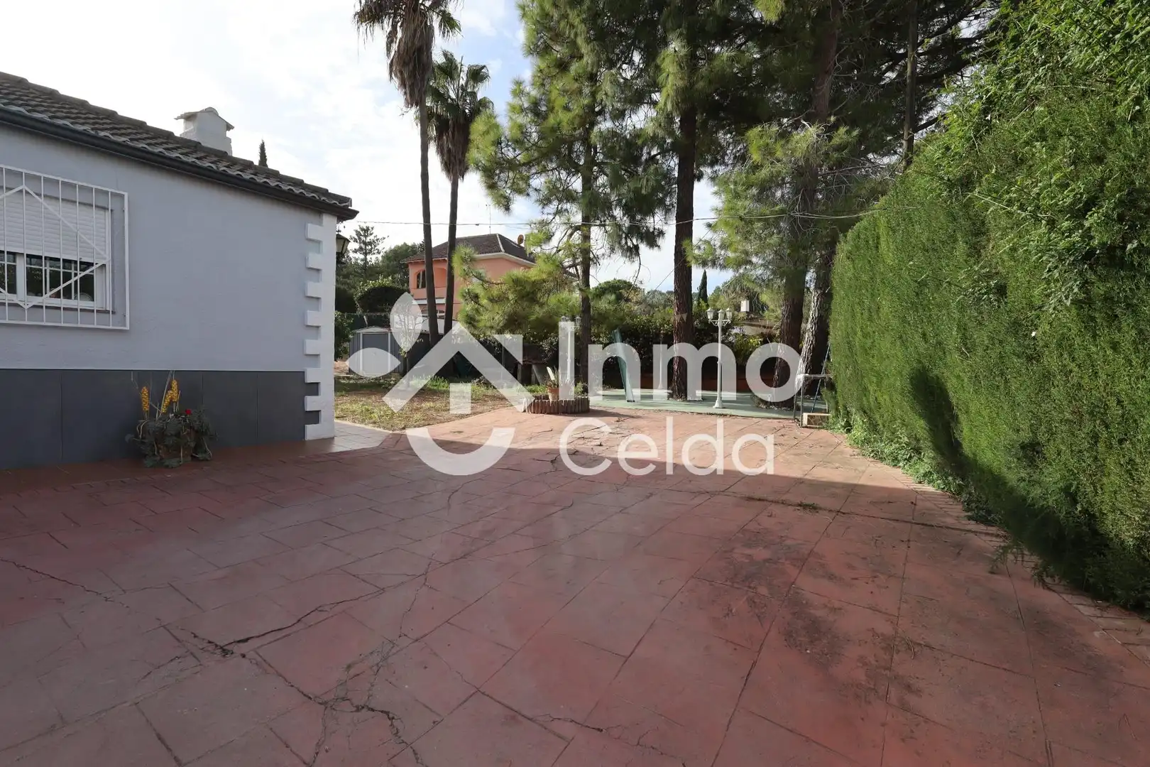 Jardín de Casa o chalet en venta en Chiva con Aire acondicionado, Calefacción y Jardín privado