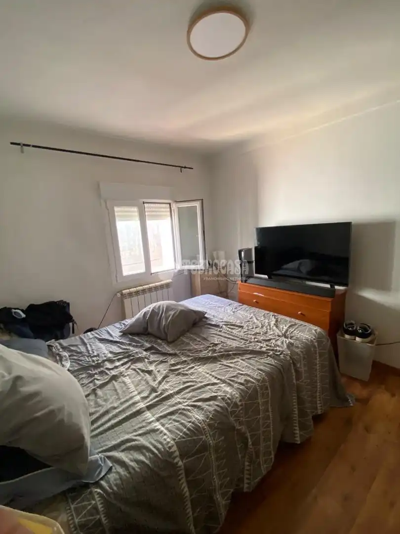 Dormitori de Casa adosada en venda en Alaminos amb Terrassa