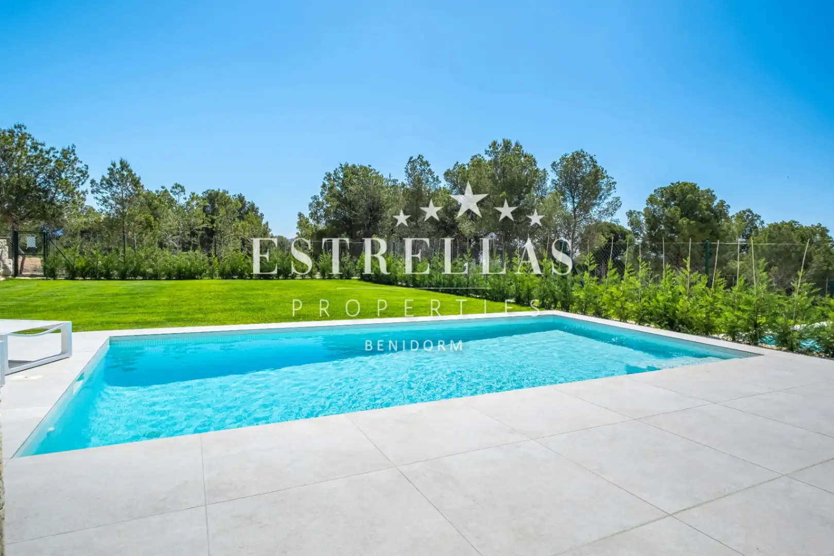 Villa mit Pool zum Verkauf in Golf Bahía, imagen 5