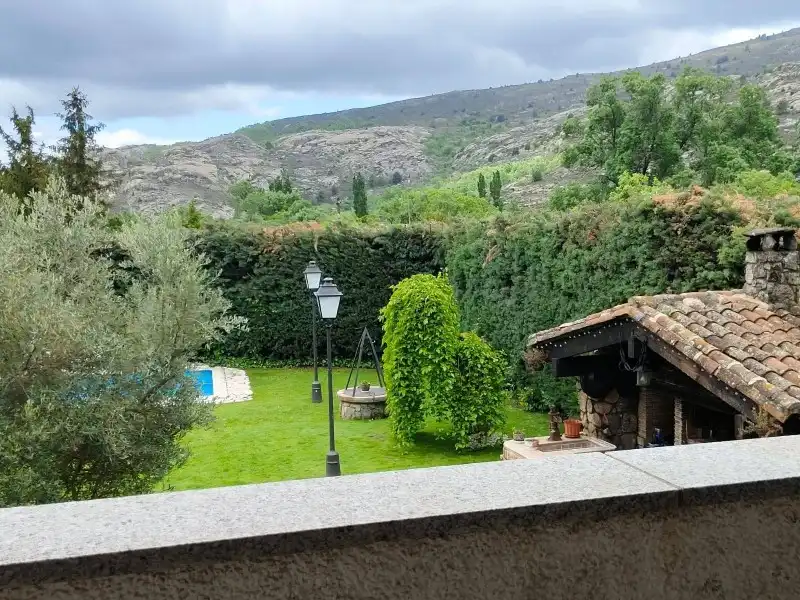 Jardín de Casa o chalet en venta en Bustarviejo con Calefacción, Parquet y Terraza