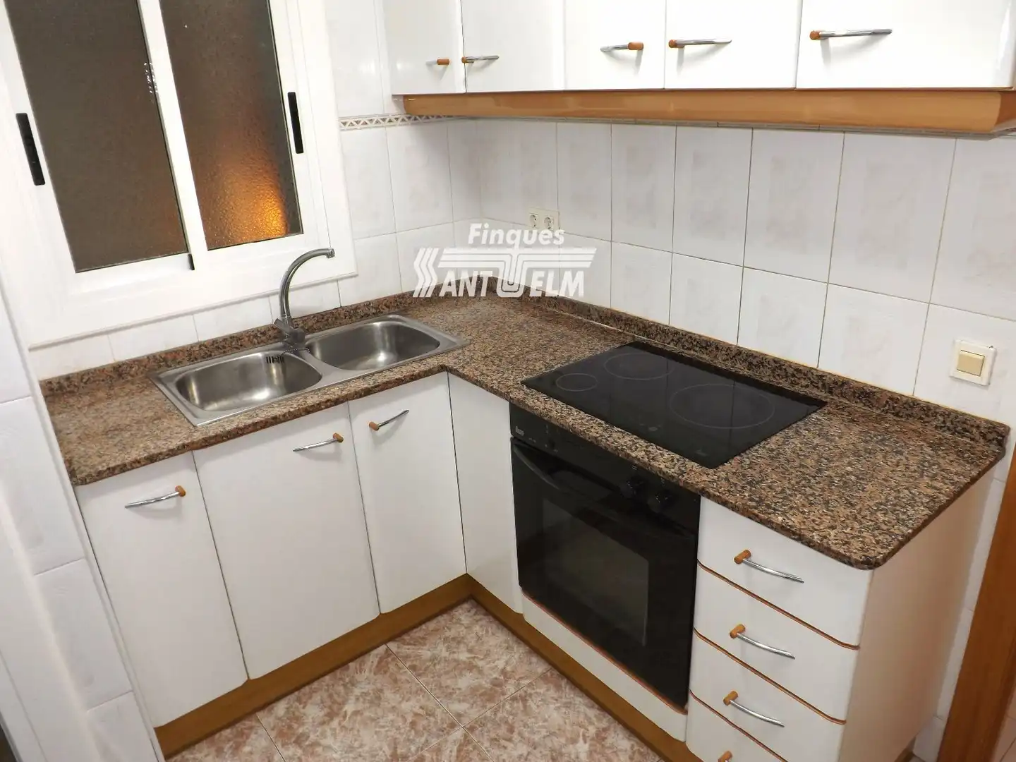 Cuina de Pis en venda en Calafell amb Aire condicionat, Calefacció i Terrassa