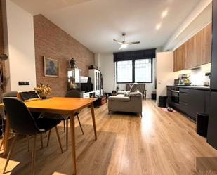 Living room of Apartment for sale in  Madrid Capital  with Heating and Furnished