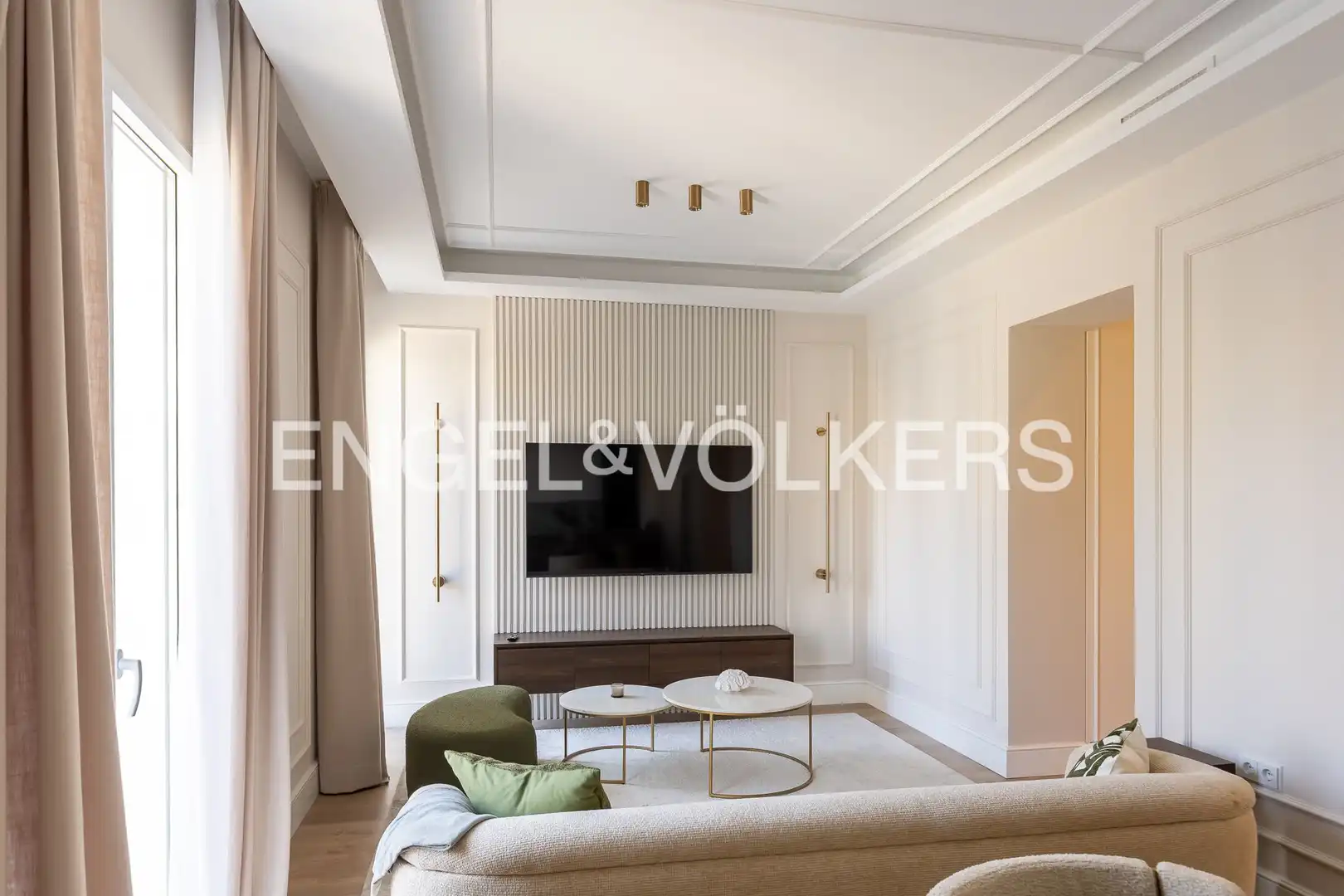 Sala d'estar de Pis de lloguer en Madrid amb Aire condicionat, Calefacció i Moblat
