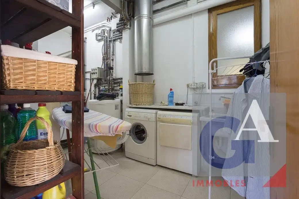 Casa amb terrassa en venda a La Vall d'en Bas, imagen 41