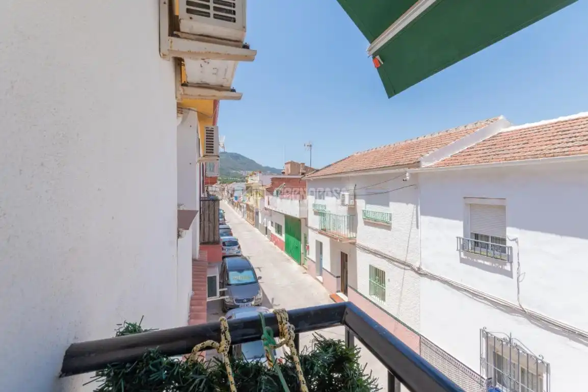 Vista exterior de Pis en venda en Málaga amb Aire condicionat