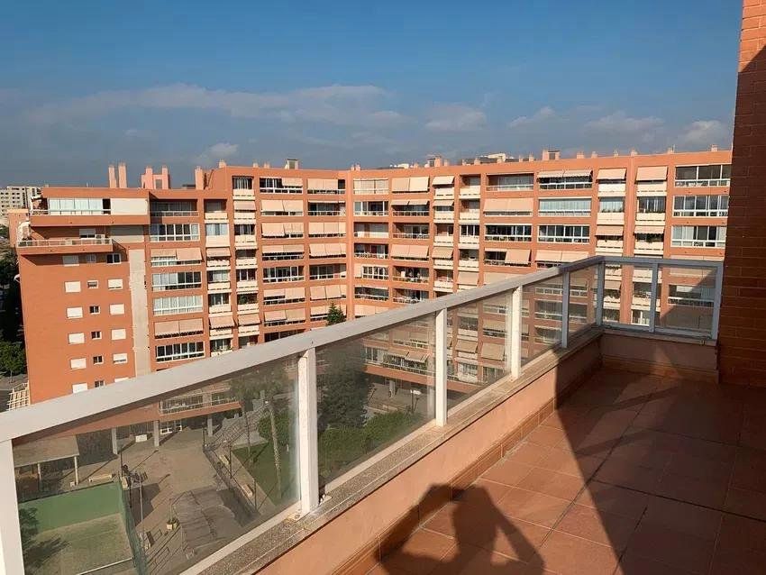 Exterior view of Attic to rent in Alicante / Alacant  with Air Conditioner, Heating and Parquet flooring