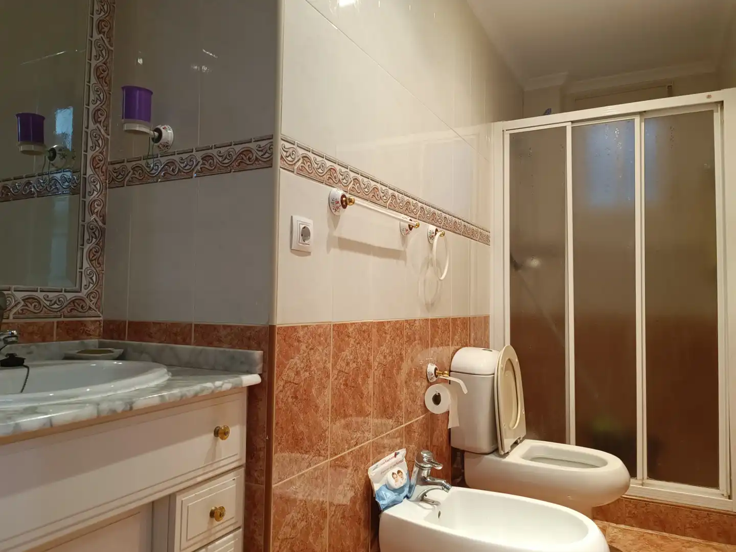 Baño de Piso en venta en Cartagena con Aire acondicionado y Amueblado
