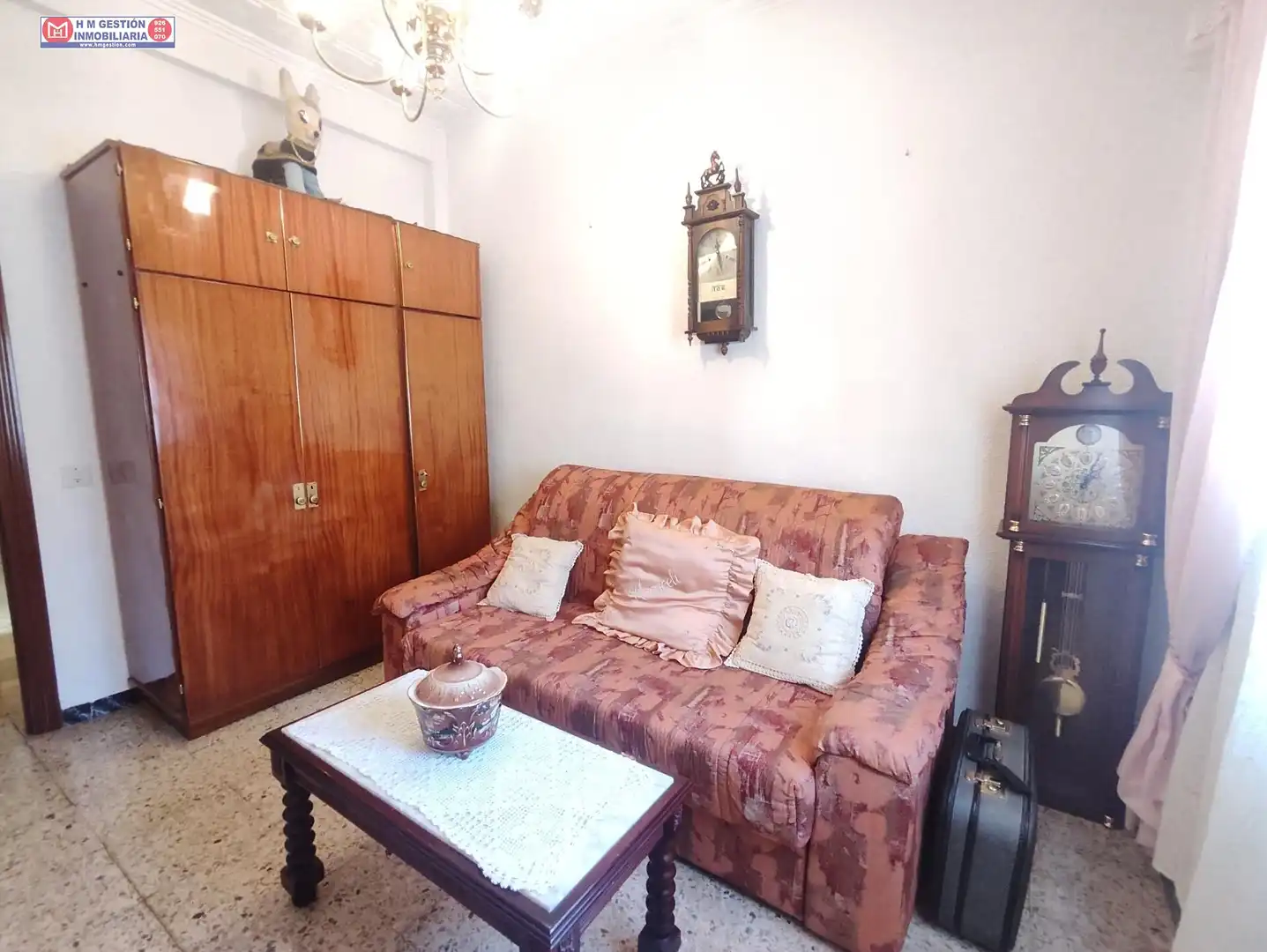 Wohnzimmer von Einfamilien-Reihenhaus zum Verkauf in Alcázar de San Juan mit Klimaanlage