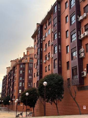 Piso en Venta en Calle Dodge en Orcasitas