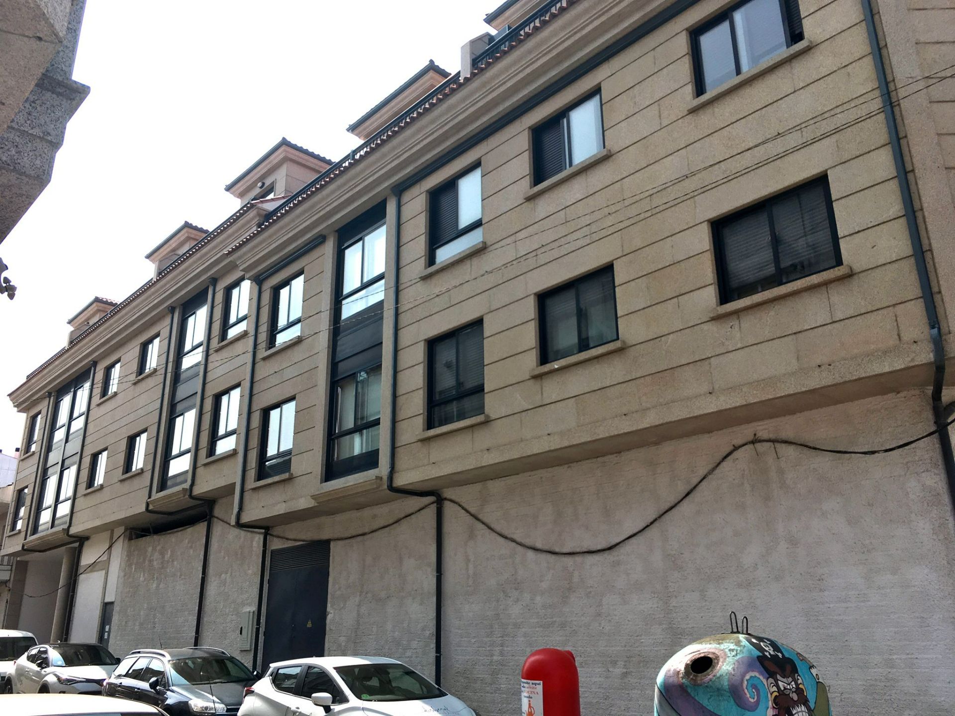 Vista exterior de Pis en venda en Cambados amb Calefacció