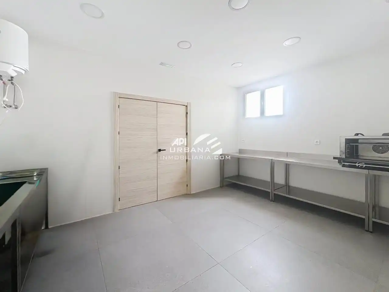 Business premises for sale in Calle Francisco de Paula Cortés (Ballesteros), imagen 16