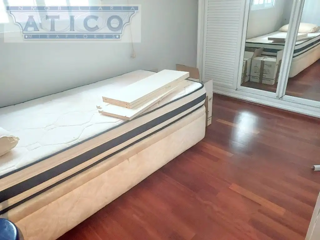 Bedroom of Flat for sale in Sevilla  with Air Conditioner and Terrace